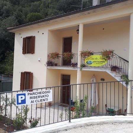 La Casa Dei Nonni Hotel Torre Orsina Bagian luar foto