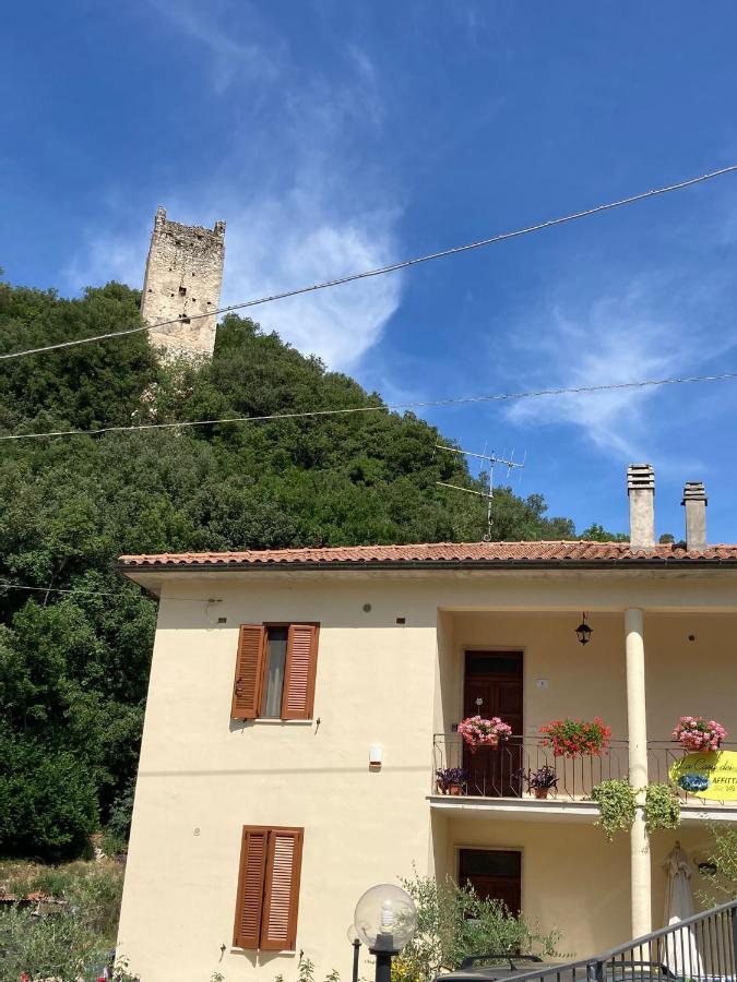 La Casa Dei Nonni Hotel Torre Orsina Bagian luar foto