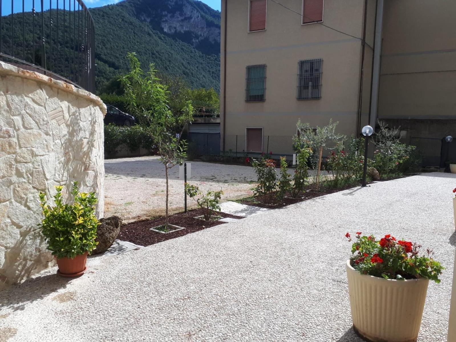 La Casa Dei Nonni Hotel Torre Orsina Bagian luar foto