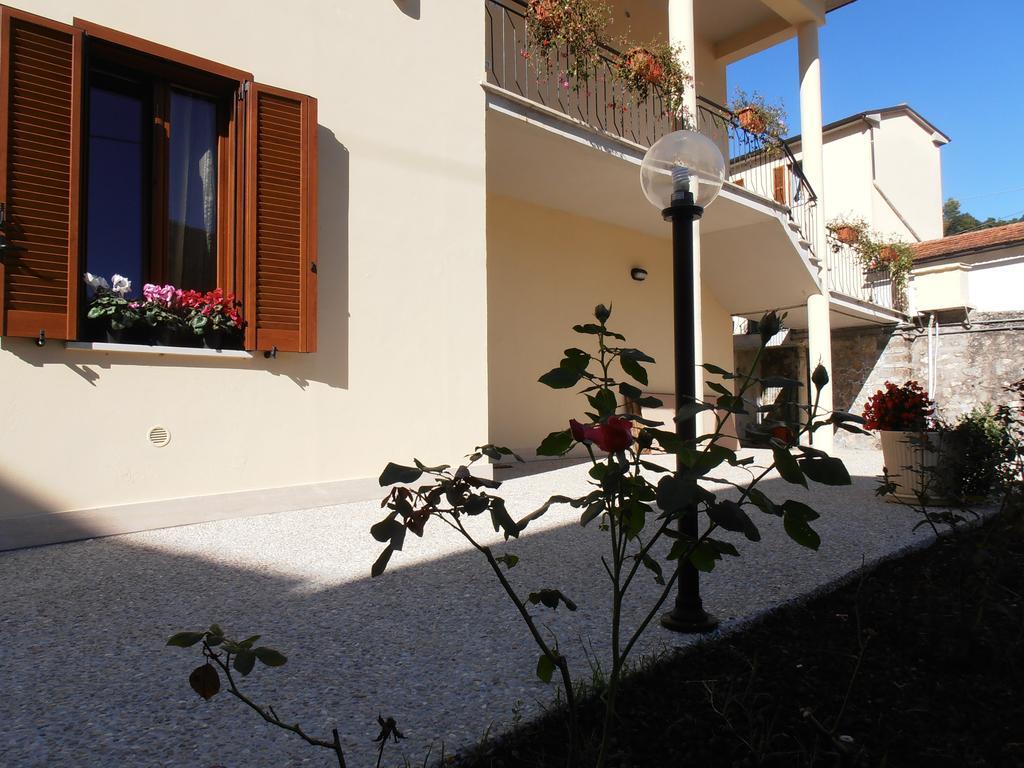 La Casa Dei Nonni Hotel Torre Orsina Bagian luar foto