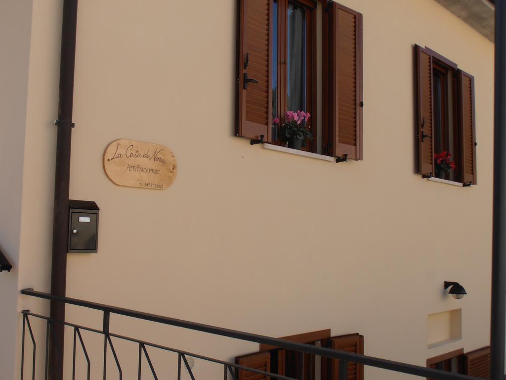 La Casa Dei Nonni Hotel Torre Orsina Bagian luar foto
